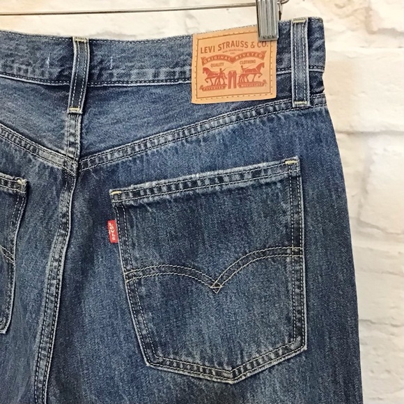 Levi’s W28 (US 6/7) Low Pro Straight Women’s Jeans Distressed A0964-0006 - Picture 6 of 12